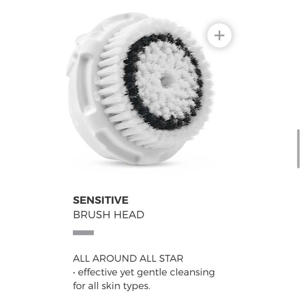 BRAND NEW clarisonic brush head: sensitive